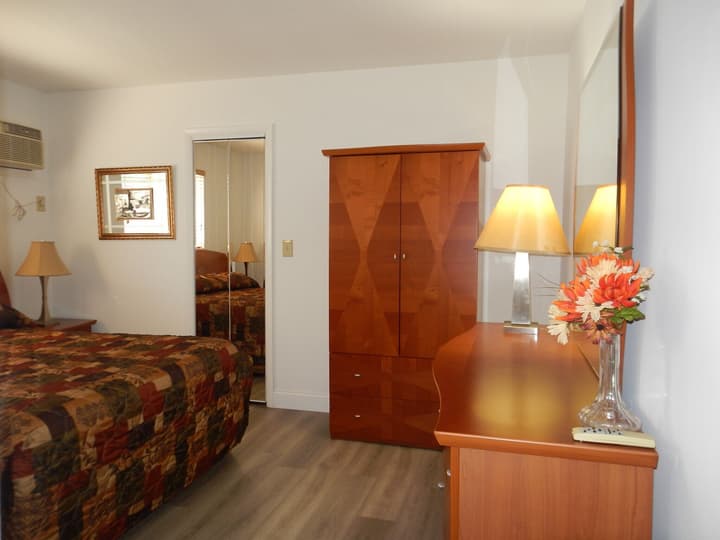 Shell Motel