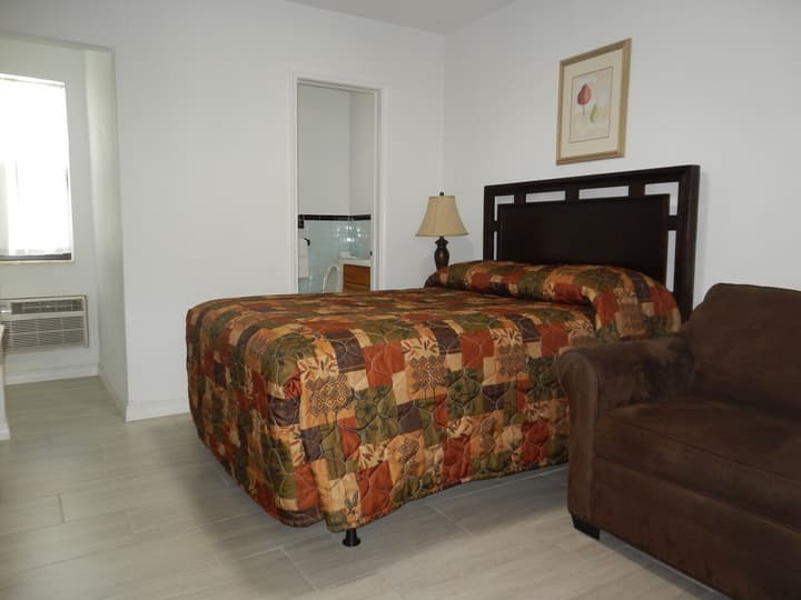 Shell Motel