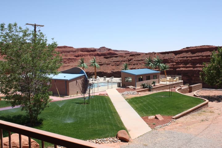 Hat Rock Inn
