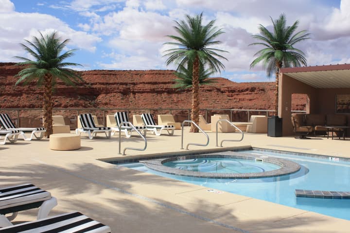 Hat Rock Inn