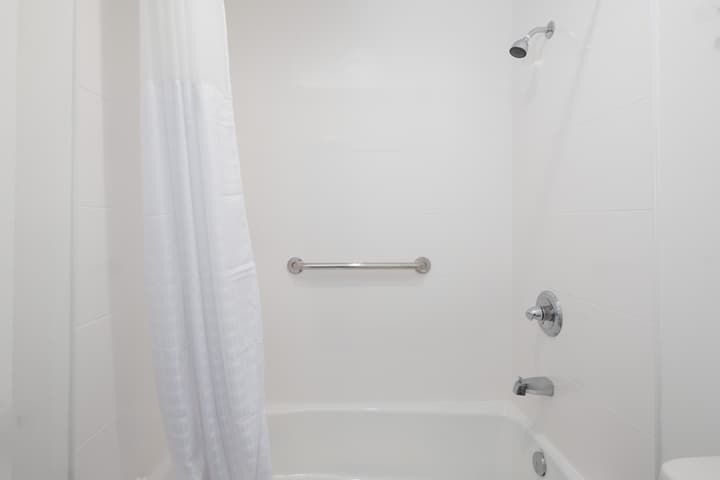 Days Inn by Wyndham Arroyo Grande/Pismo Beach