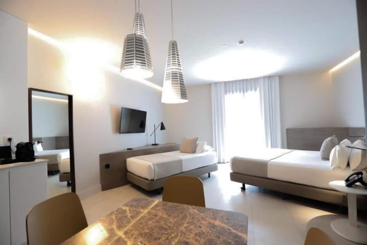 MYR Plaza Mercado & Spa