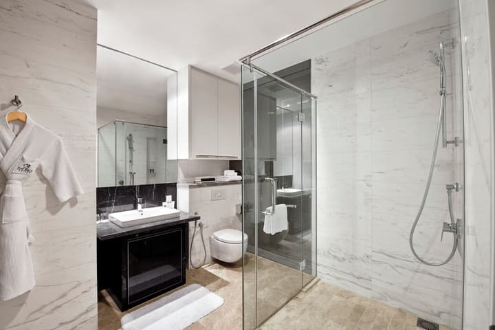 THE FACE Suites Hotel