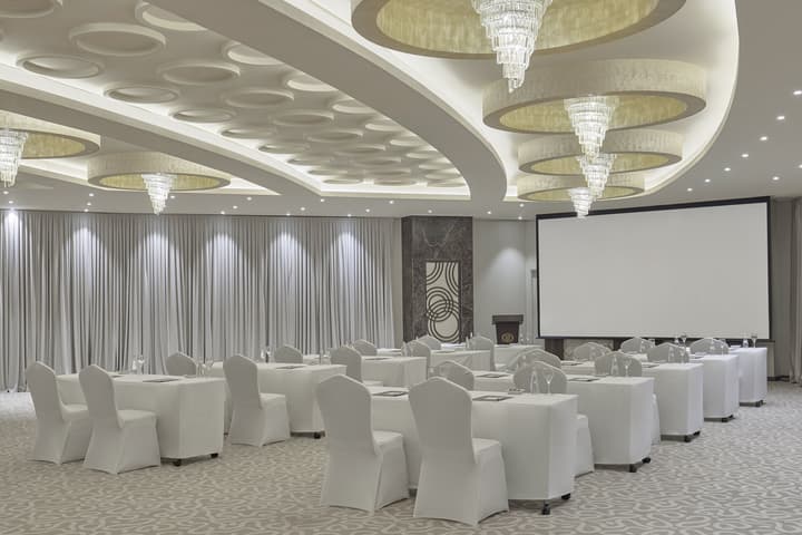 Crowne Plaza Riyadh Palace by IHG