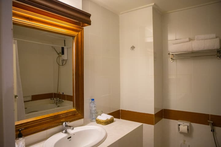 Pakse Hotel & Restaurant