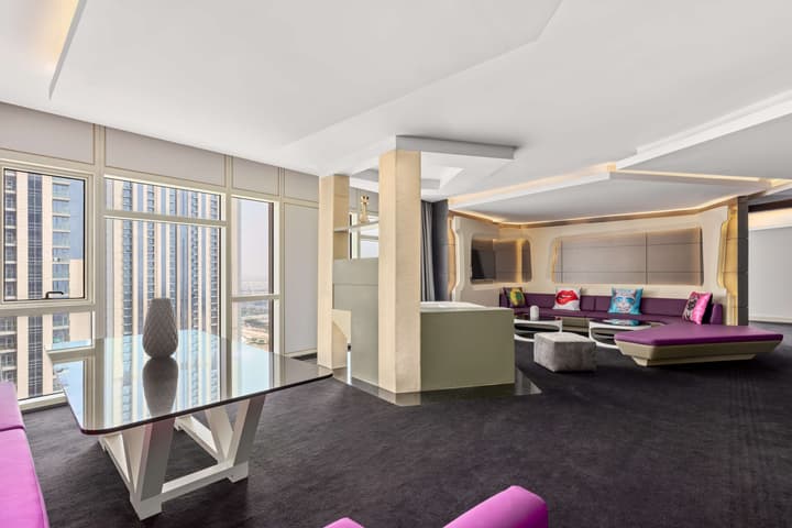 V Hotel Dubai, Curio Collection by Hilton
