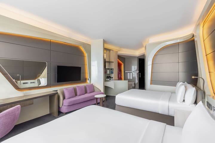 V Hotel Dubai, Curio Collection by Hilton