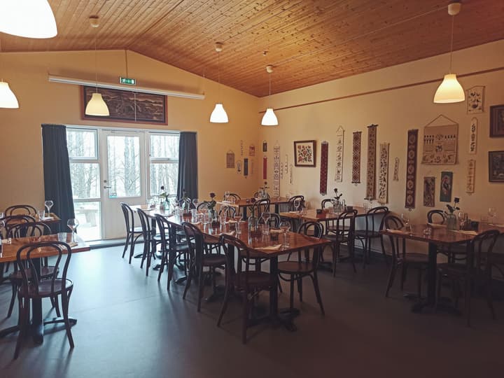 Hotel Hjarðarból