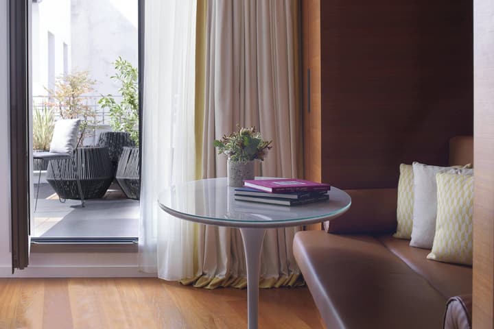 Renaissance Paris Republique Hotel