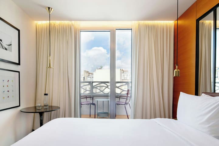 Renaissance Paris Republique Hotel