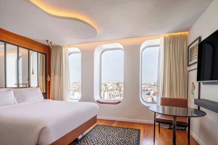 Renaissance Paris Republique Hotel