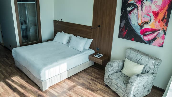 Rivoli Suites