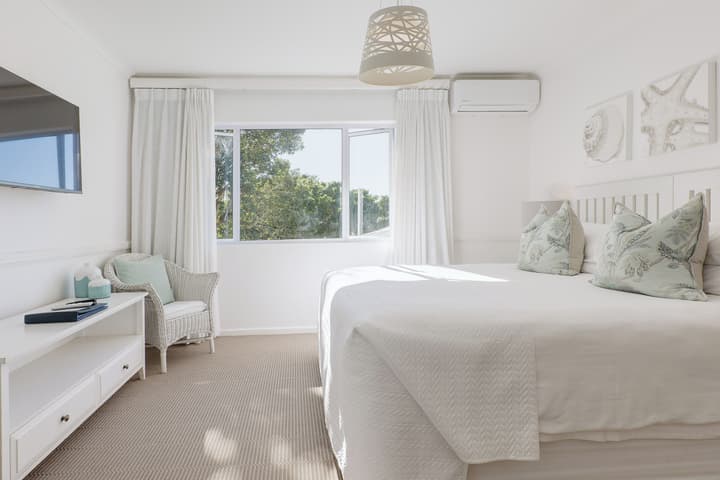 Amanzi Island Boutique Hotel