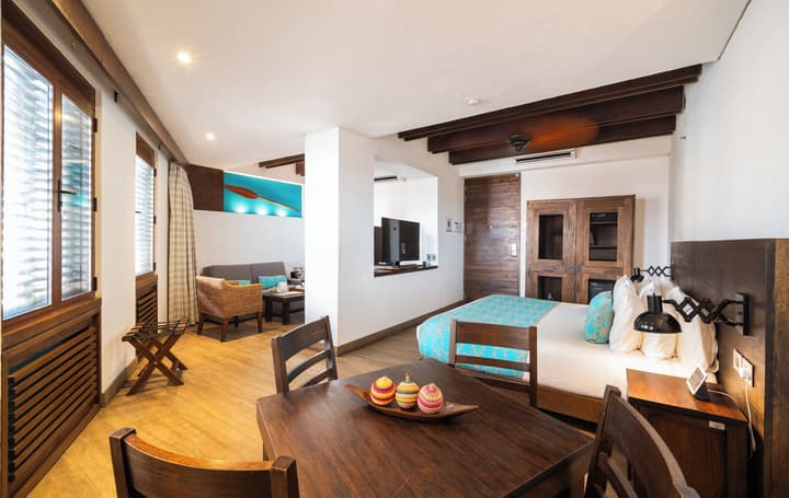 Sophia Hotel By OxoHotel