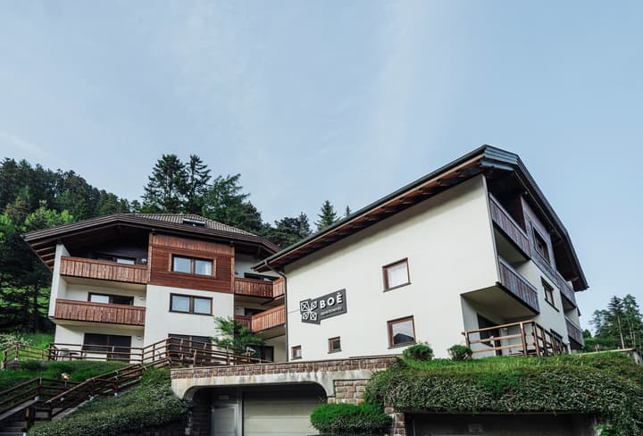 Apartments Boè