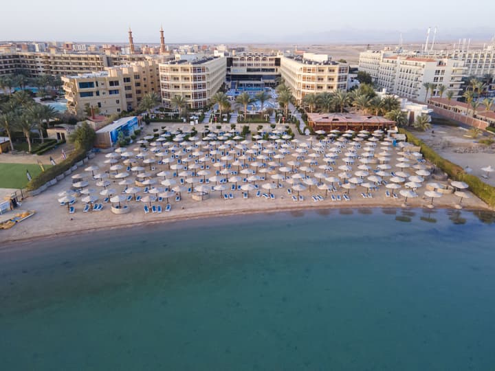 AMC Royal Hotel & Spa