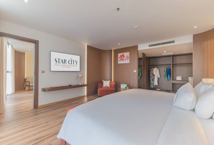 Starcity Bayfront Nha Trang Hotel