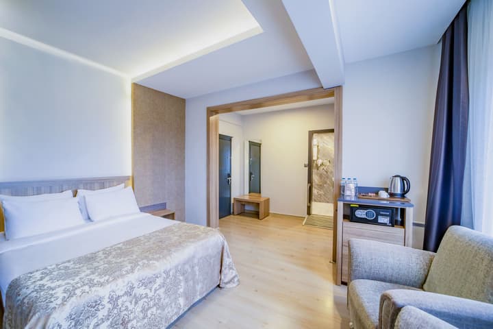 Aksular Hotel