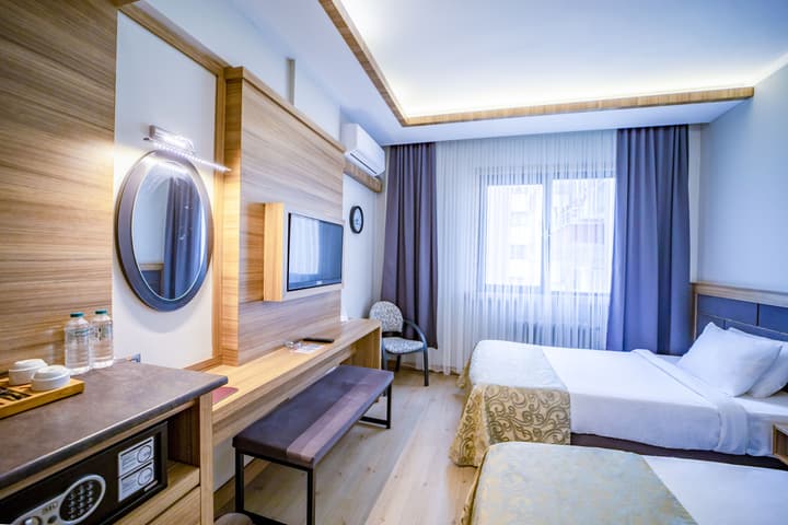 Aksular Hotel