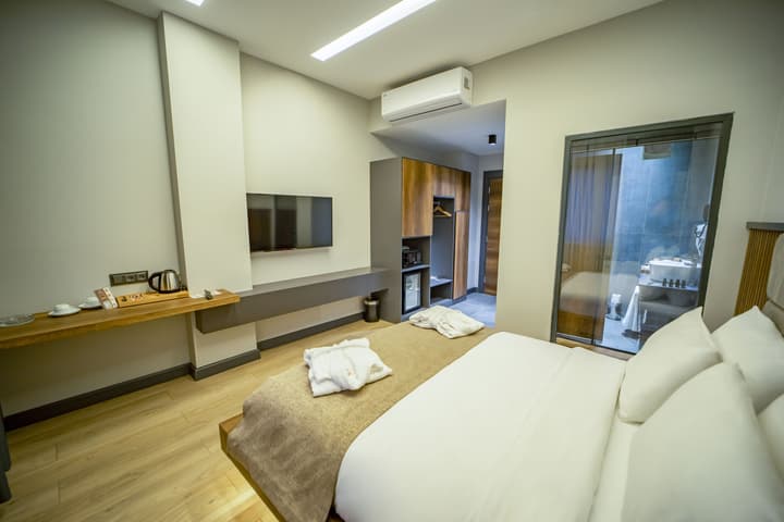 Aksular Hotel