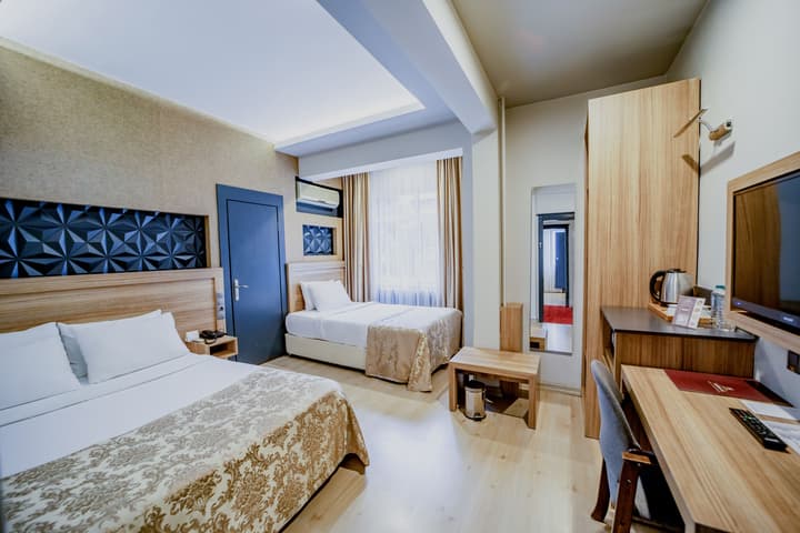 Aksular Hotel