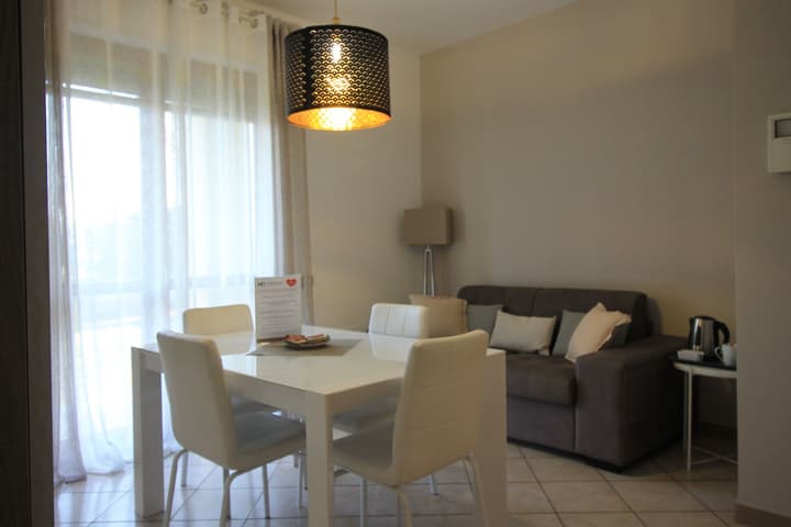 HQ Aparthotel Milano Inn - Smart Suites