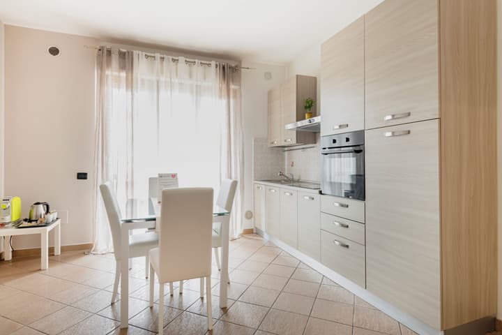 HQ Aparthotel Milano Inn - Smart Suites