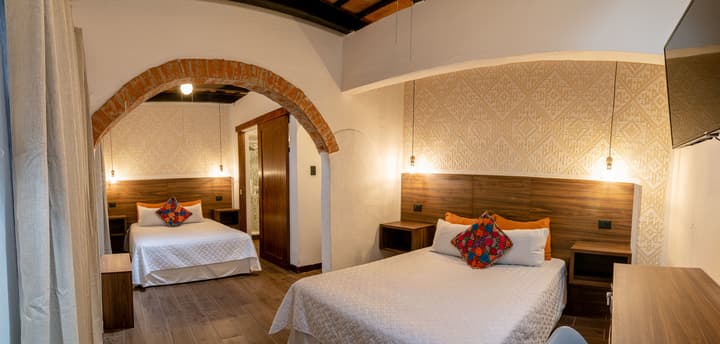 Hotel Camelias Inn by AHS