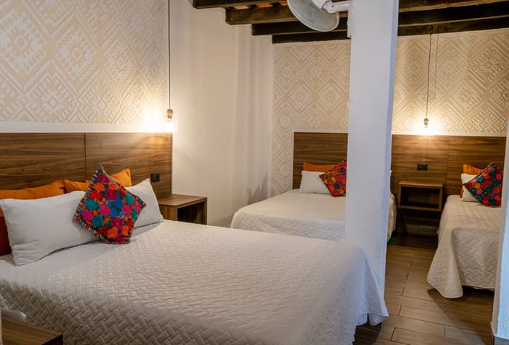 Hotel Camelias Inn by AHS