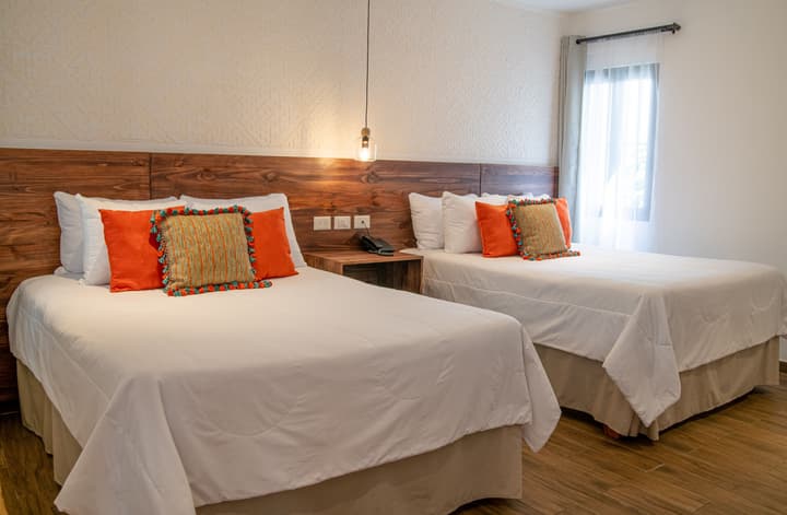 Hotel Camelias Inn by AHS