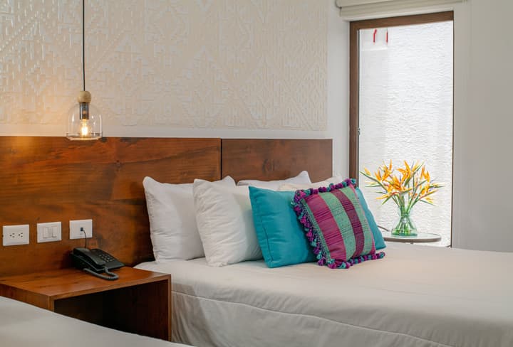 Hotel Camelias Inn by AHS