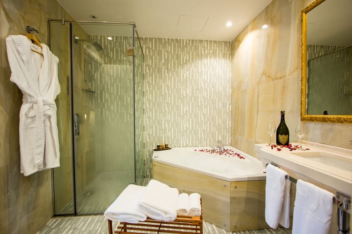 Lot Boutique Hotel
