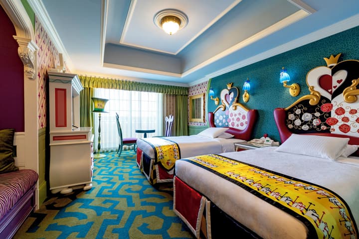 Tokyo Disneyland Hotel