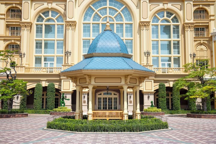 Tokyo Disneyland Hotel