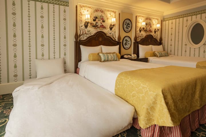Tokyo Disneyland Hotel
