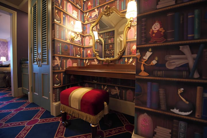 Tokyo Disneyland Hotel