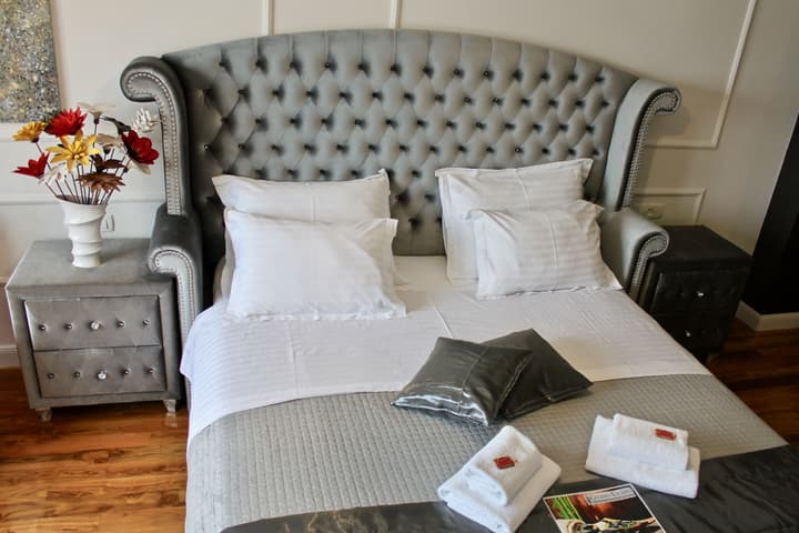 Galeria Valeria Seaside Downtown - MAG Quaint & Elegant Boutique Hotel