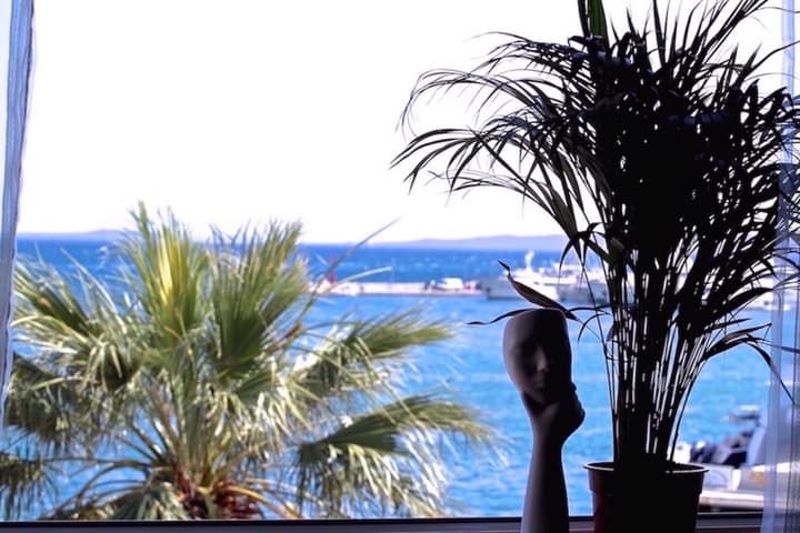 Galeria Valeria Seaside Downtown - MAG Quaint & Elegant Boutique Hotel