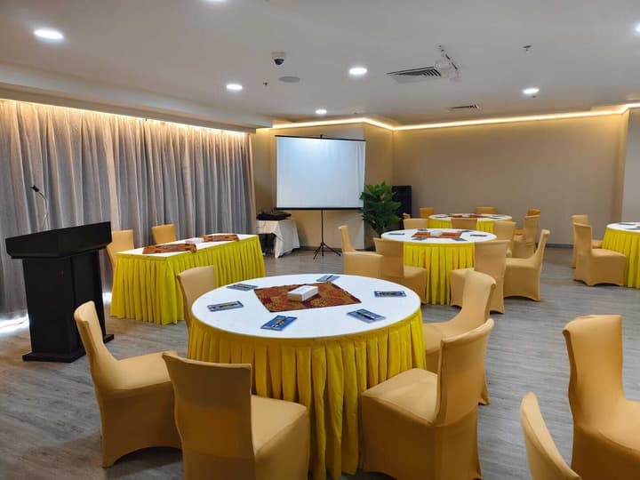 Al Manar Grand Hotel Apartments