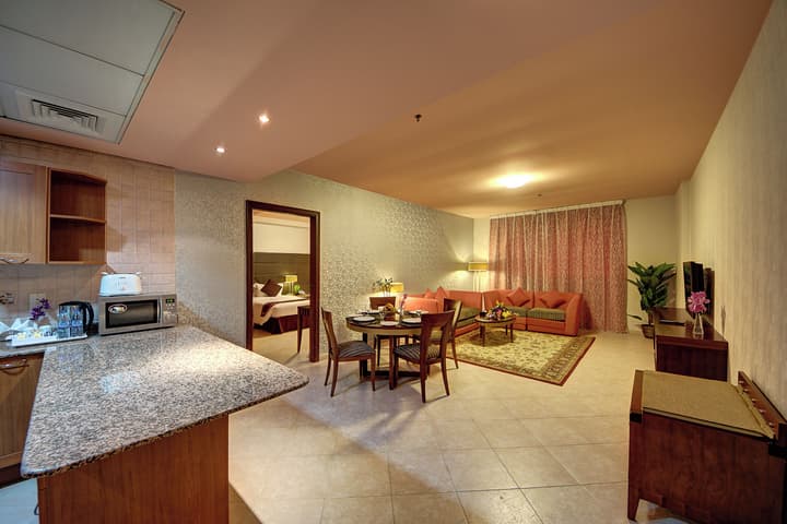Al Manar Grand Hotel Apartments