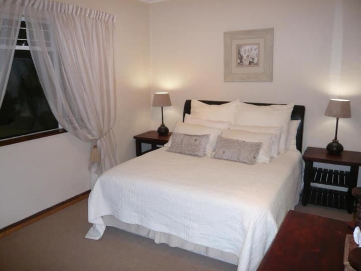 Dusk to Dawn Guesthouse