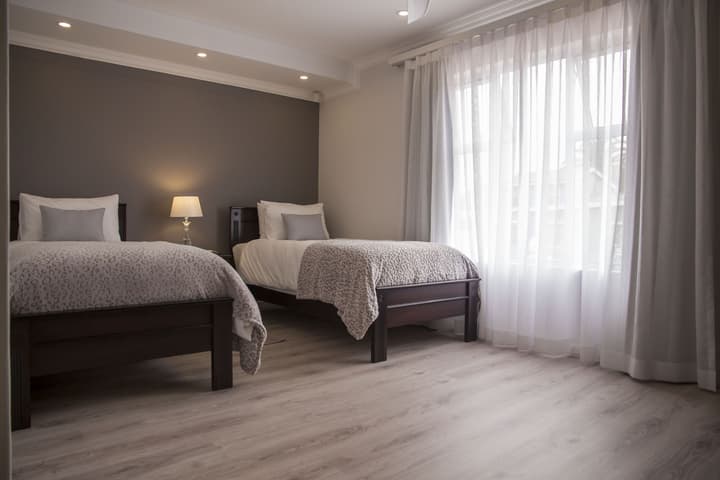 Sea Breeze Guesthouse