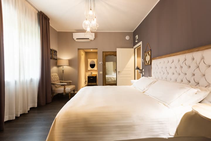 Like Home - Boutique Hotel