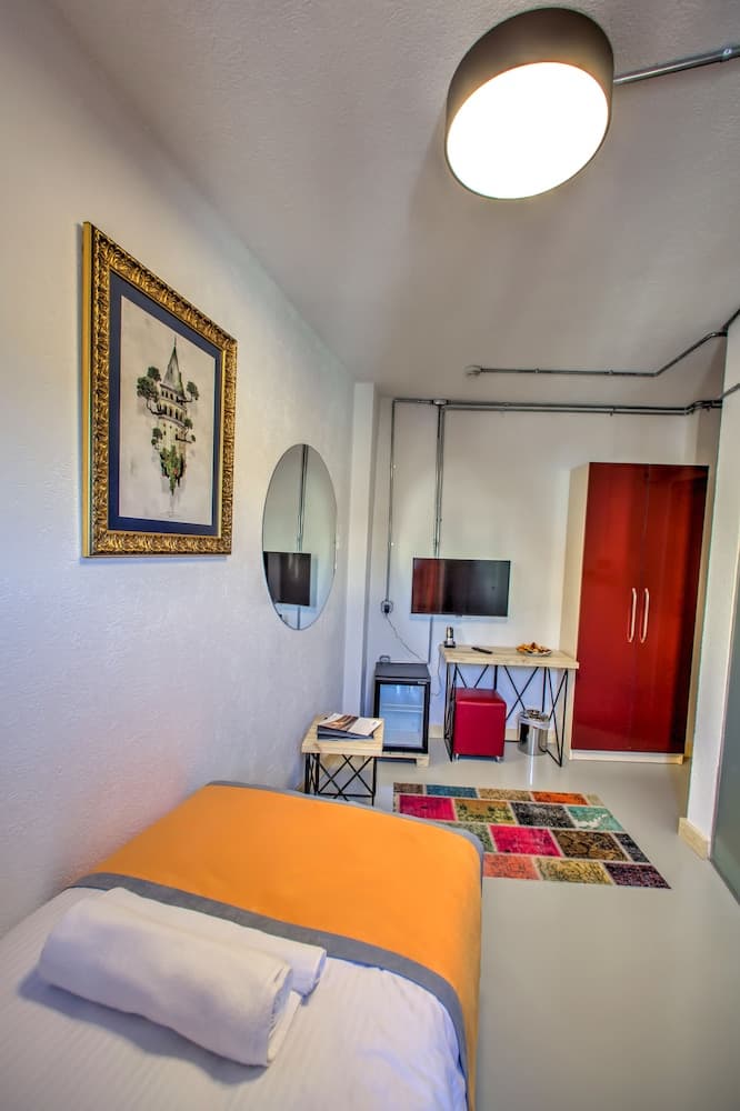 Vavien Hotel