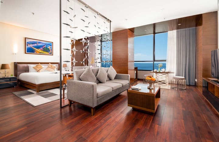 Grand Tourane Hotel