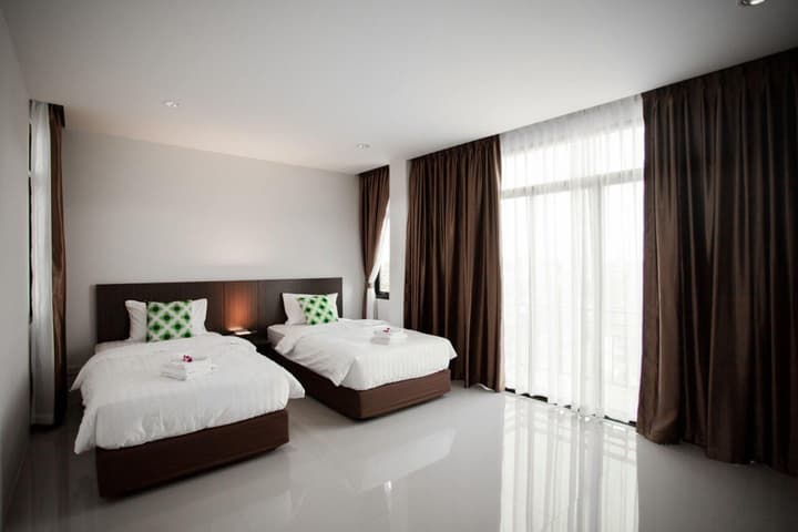 The Viewpoint Hotel