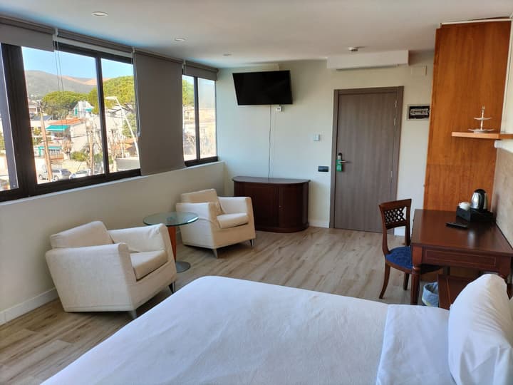 Hotel 153
