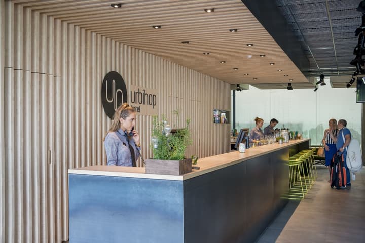 Urbihop Hotel