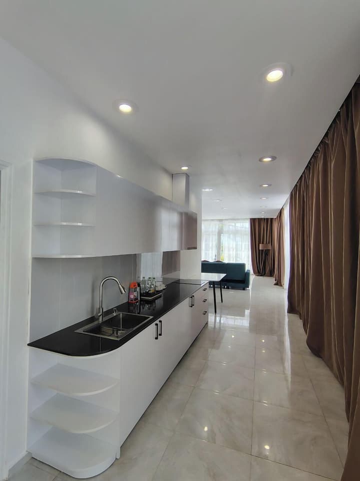 White Boutique Hotel & Residences