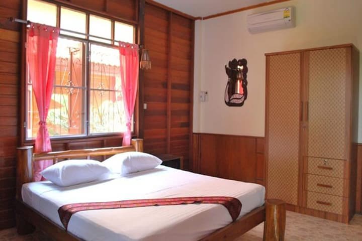 4T Guesthouse